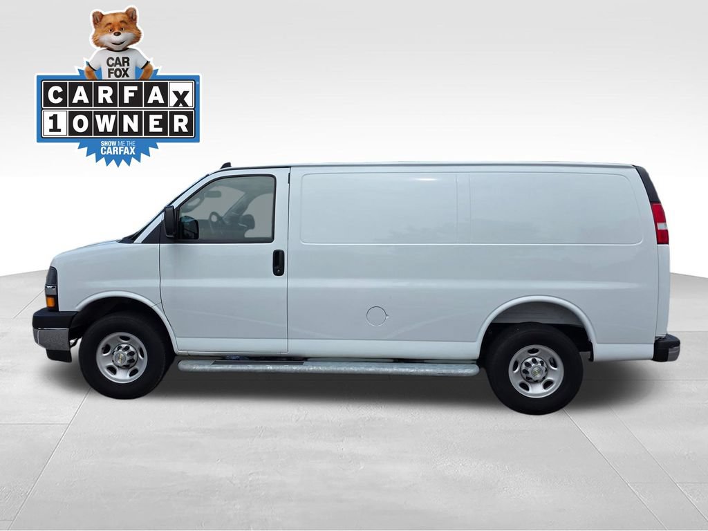 Certified 2025 Chevrolet Express 2500 w/ Driver Convenience Package RWD image 4