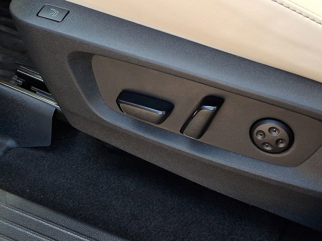 Used 2025 INFINITI QX60 Sensory w/ Vision Package image 27