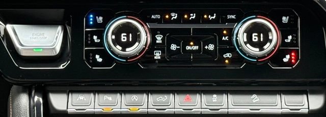 Used 2023 GMC Sierra 1500 AT4 w/ AT4 Preferred Package AWD/4WD image 25