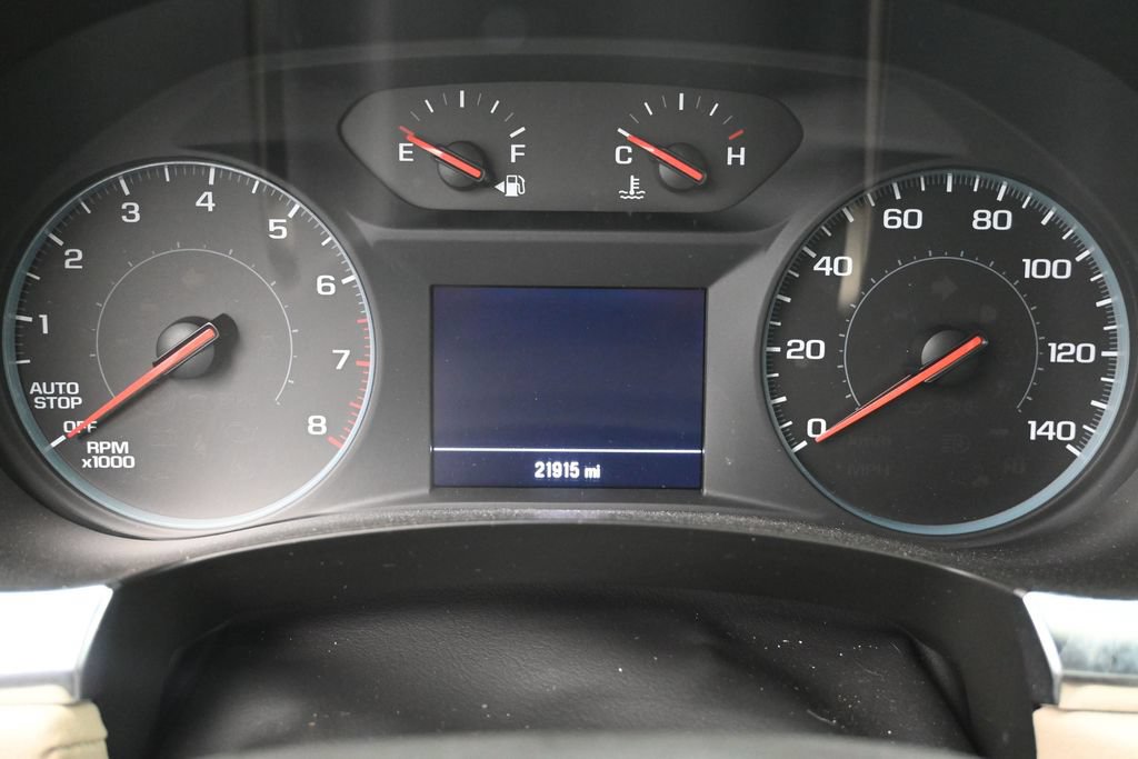 Used 2023 Chevrolet Traverse LS FWD image 12