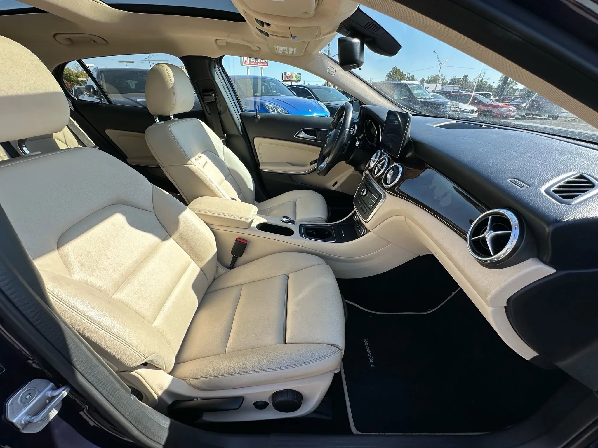 Used 2017 Mercedes-Benz GLA 250 image 13
