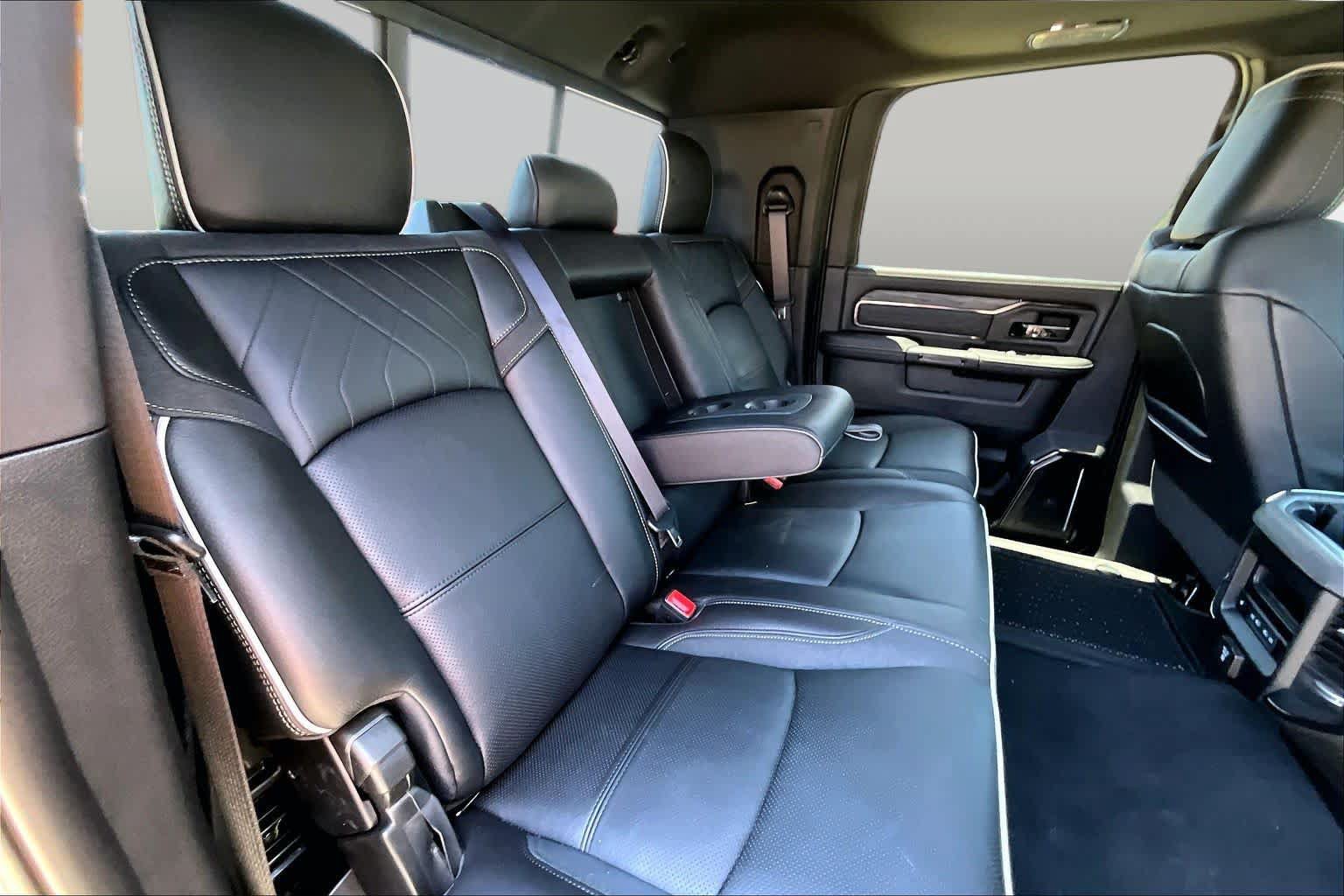New 2026 RAM 3500 Limited AWD/4WD image 23
