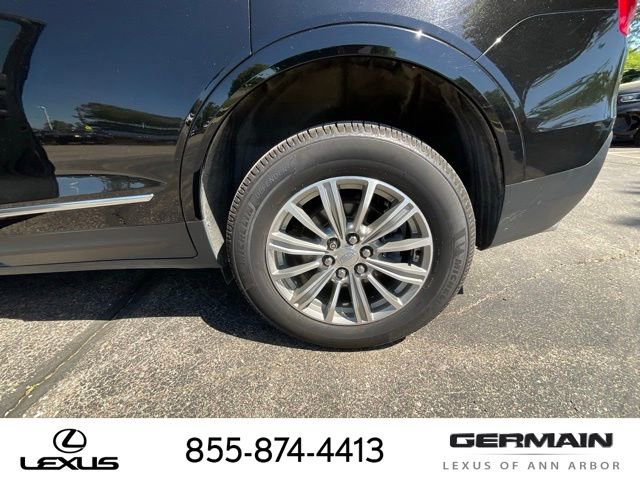 Used 2018 Cadillac XT5 Luxury w/ Driver Awareness Package AWD/4WD image 24