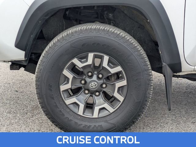 Used 2017 Toyota Tacoma TRD Off-Road w/ Tow Package RWD image 12