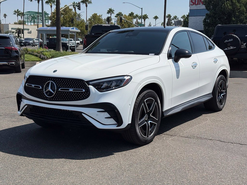 Used 2024 Mercedes-Benz GLC 300 4MATIC image 10