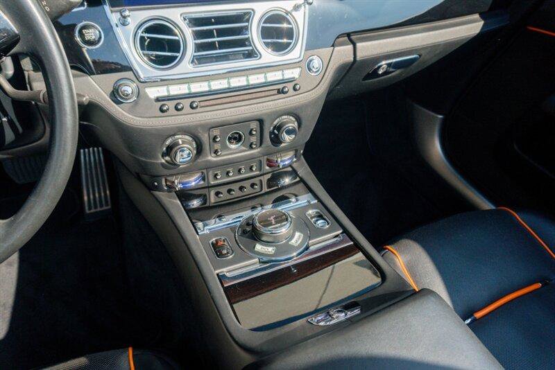 Used 2018 Rolls-Royce Dawn image 72
