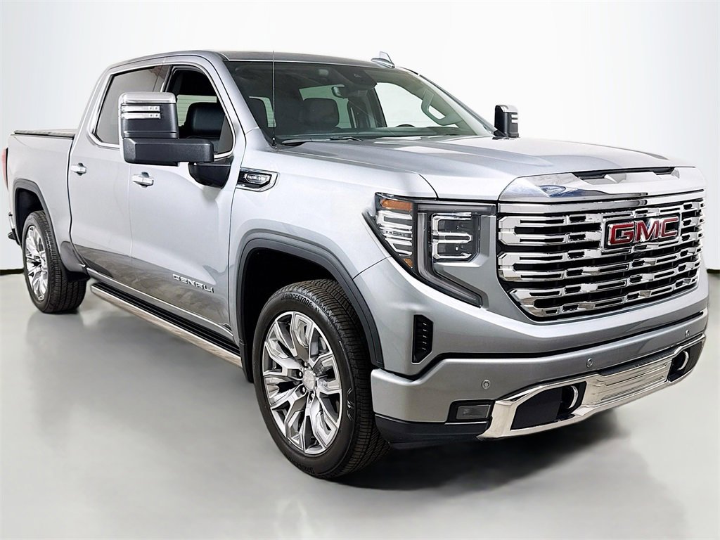 Used 2024 GMC Sierra 1500 Denali w/ Denali Reserve Package image 3