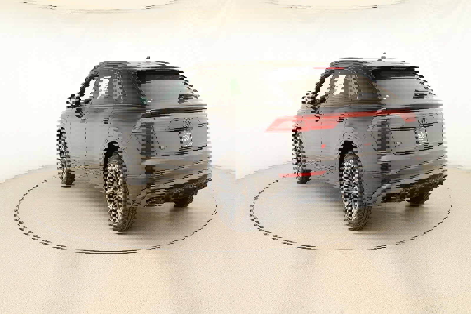 New 2025 Audi Q8 Premium Plus image 4