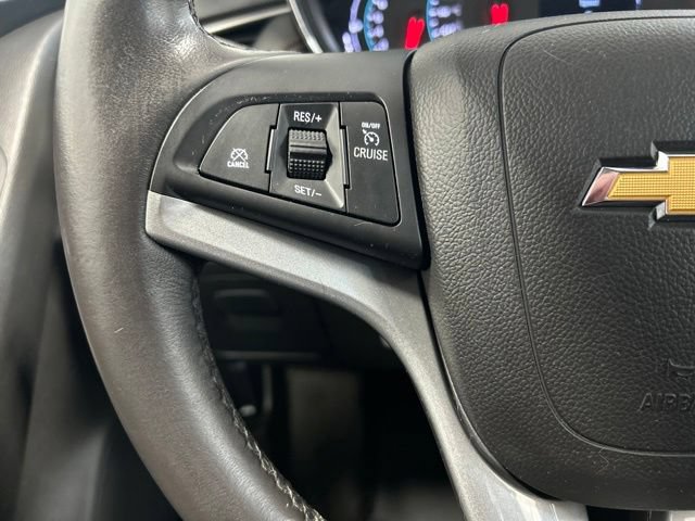 Used 2021 Chevrolet Trax LT w/ LT Convenience Package AWD/4WD image 24