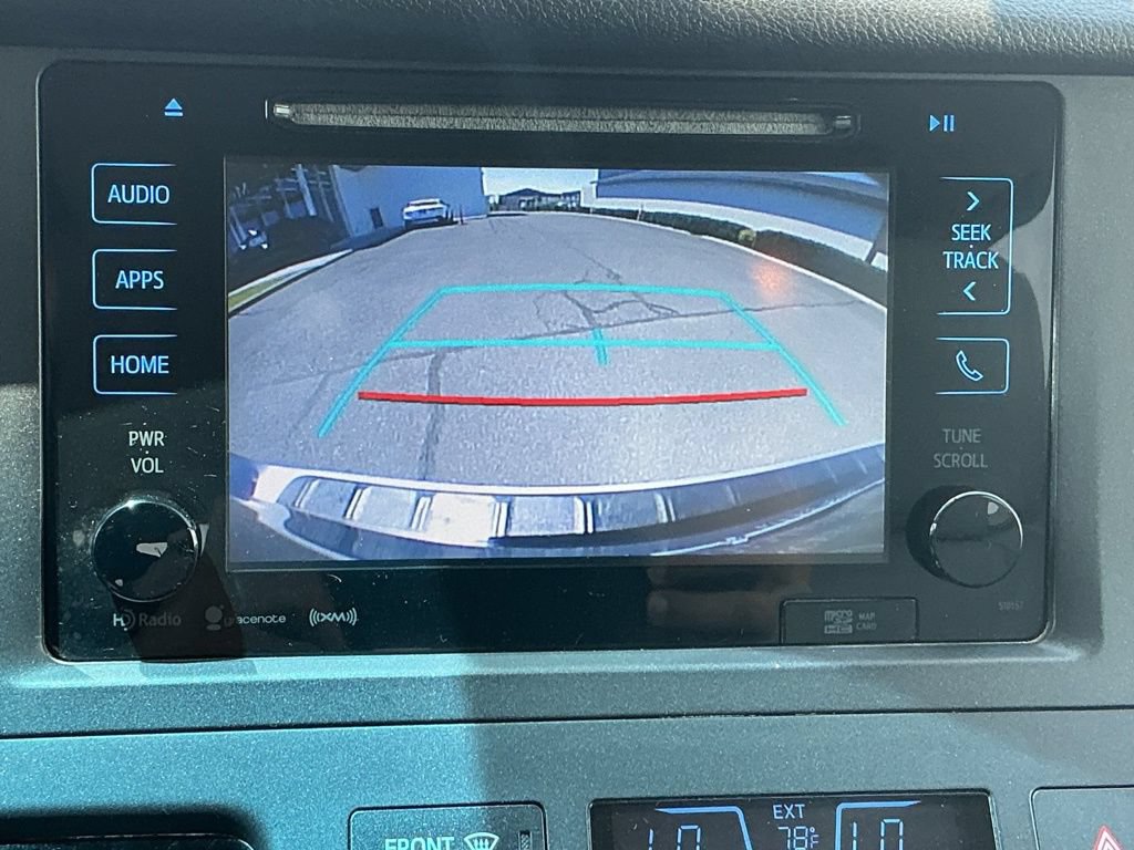 Used 2016 Toyota Sienna XLE w/ XLE Navigation Package FWD image 34