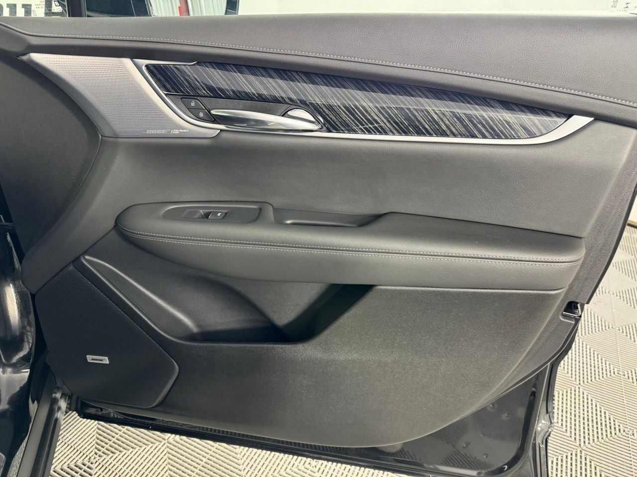 Used 2024 Cadillac XT6 Premium Luxury w/ LPO, Floor Liner Package image 33