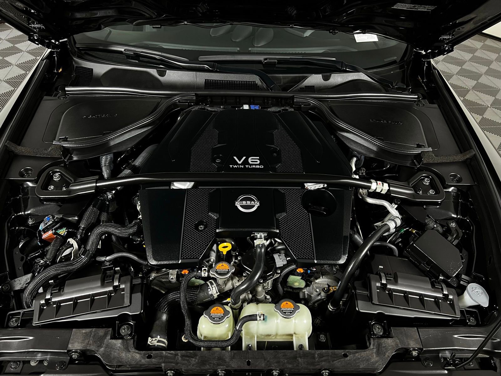 Used 2024 Nissan Z Performance w/ Floor Mat Package image 9