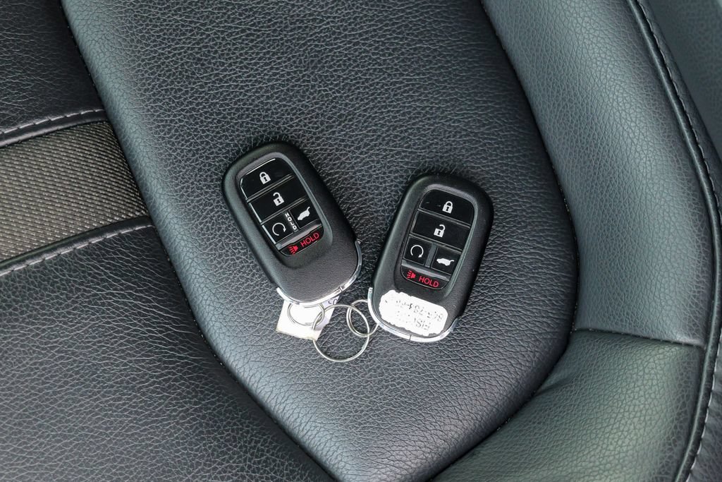Used 2025 Honda Pilot EX-L image 65