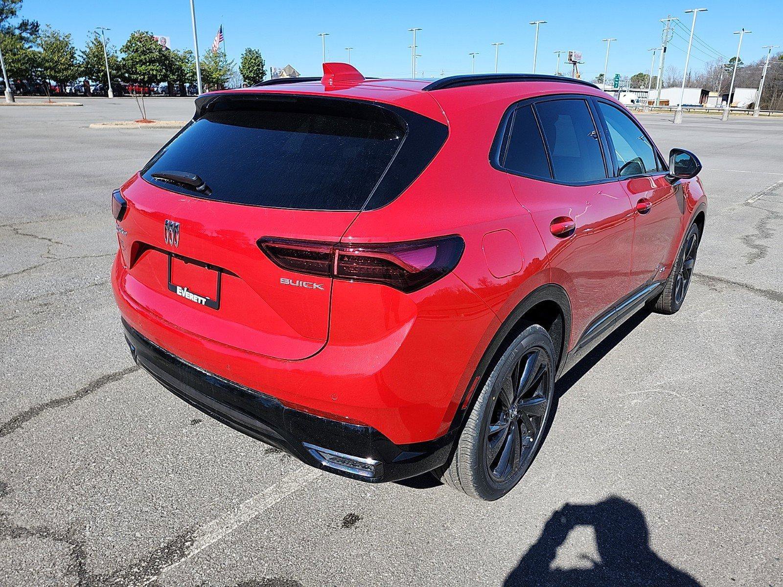 New 2025 Buick Envision Sport Touring image 3