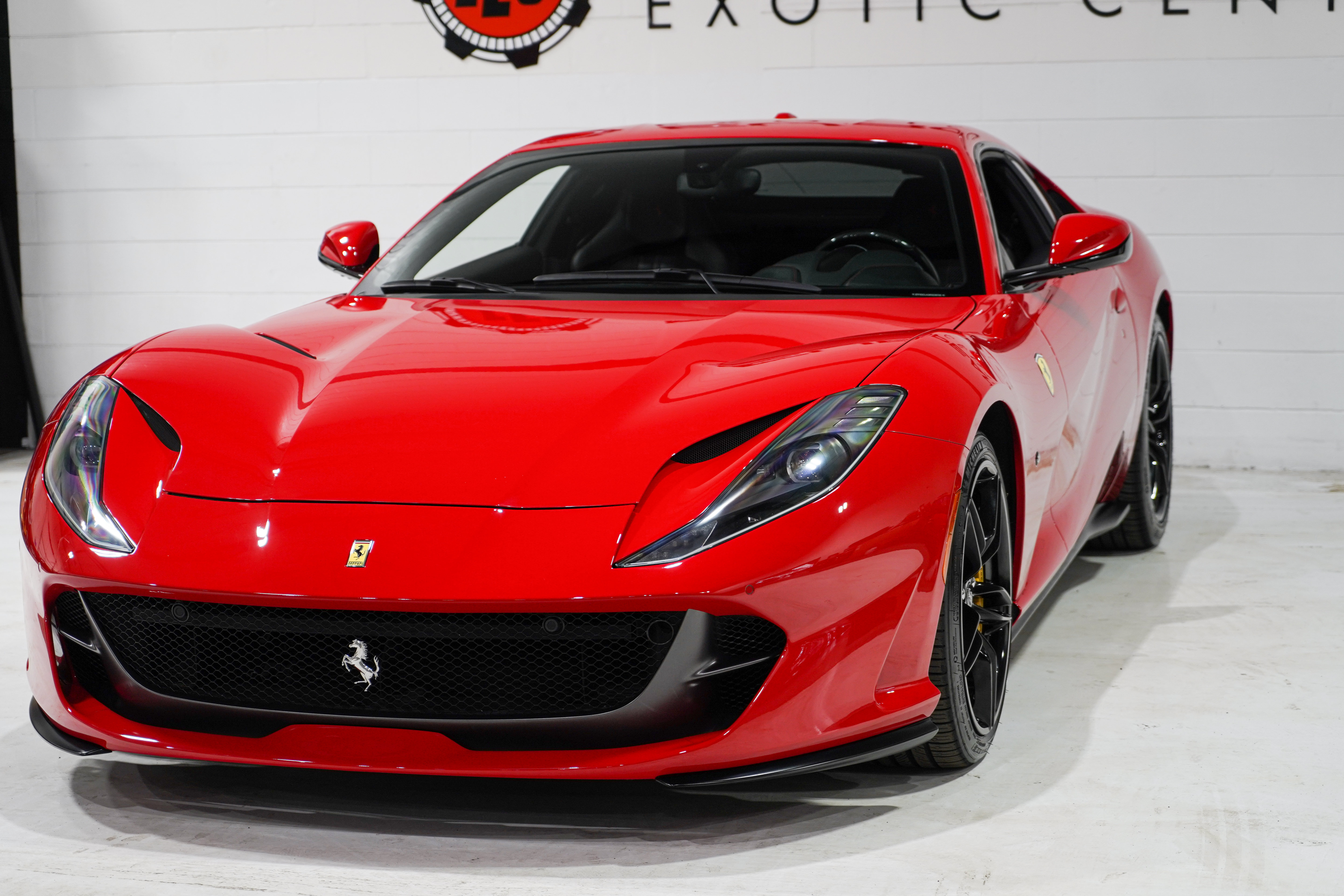 Used 2019 Ferrari 812 Superfast RWD image 35