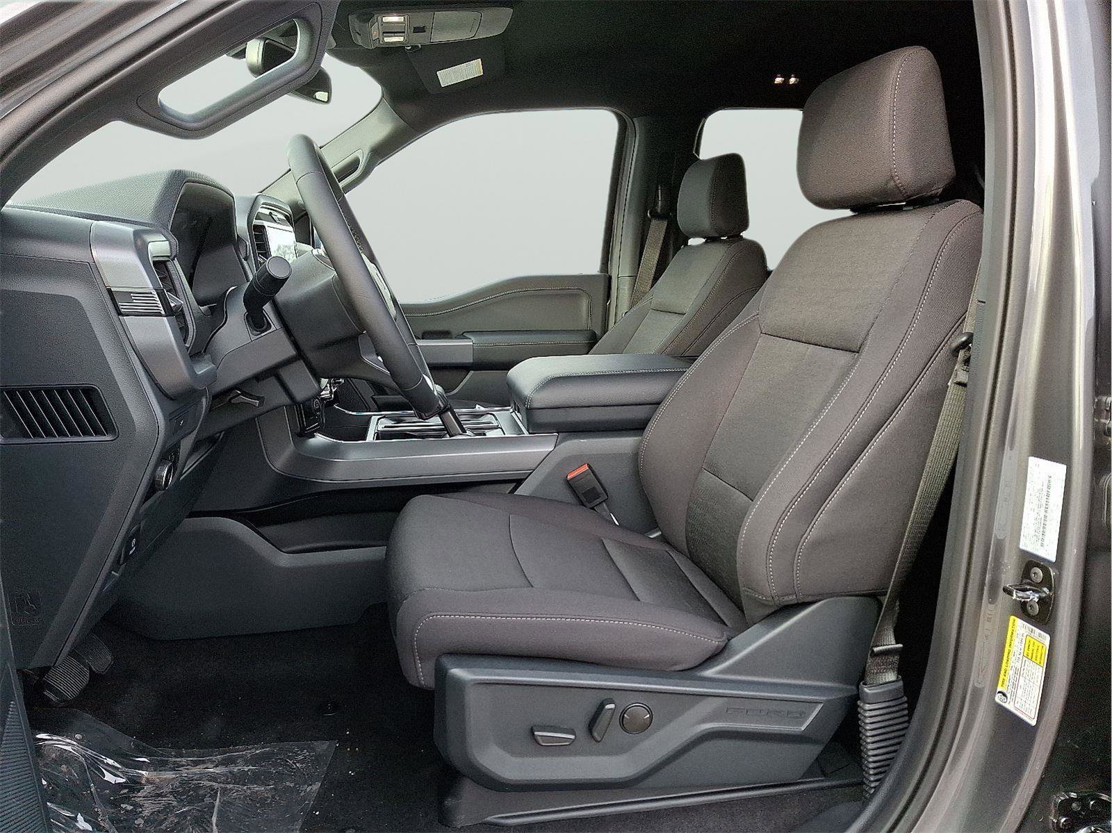 New 2026 Ford F150 XLT w/ Equipment Group 302A MID image 9