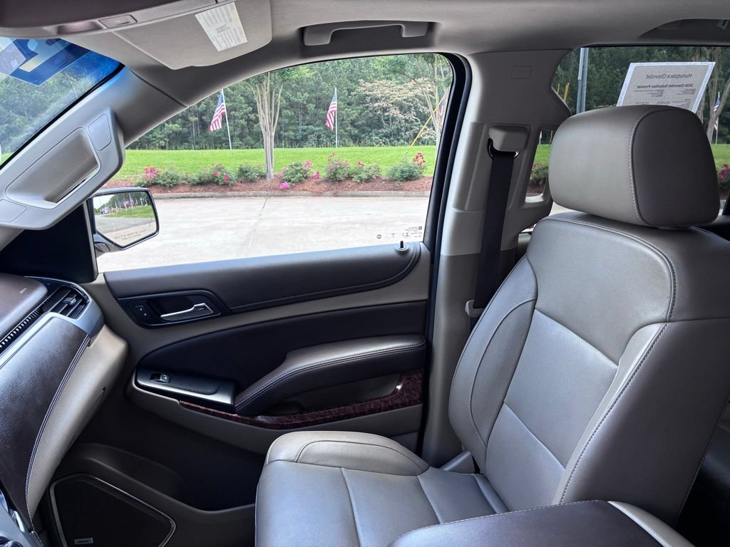Used 2020 Chevrolet Suburban Premier RWD image 29