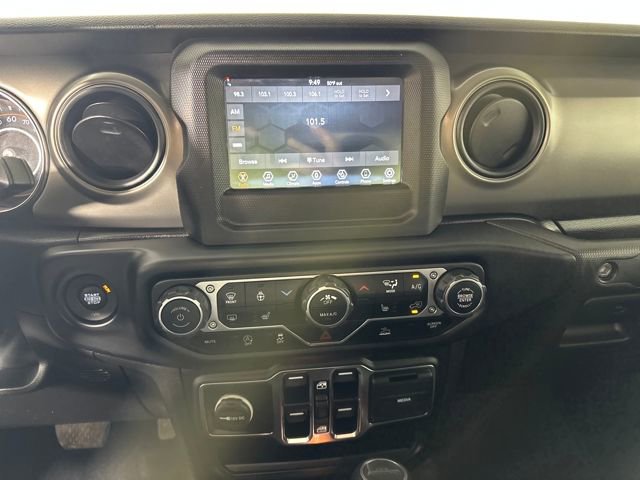 Used 2022 Jeep Gladiator Sport image 21