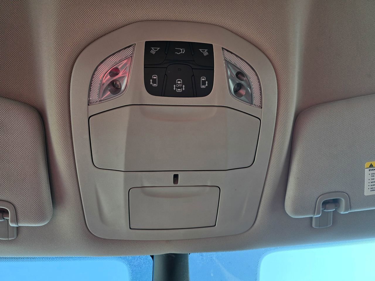 Used 2023 Chrysler Voyager LX FWD image 25