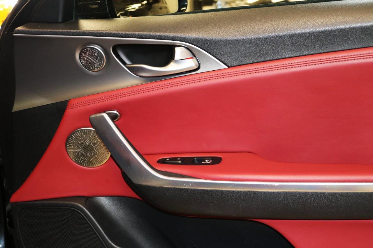 Used 2019 Kia Stinger GT1 RWD image 63