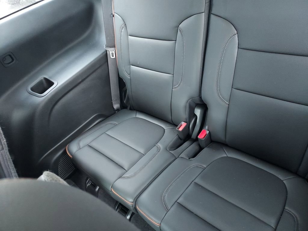 Used 2023 GMC Acadia AT4 w/ GMC Pro Grade Package image 29