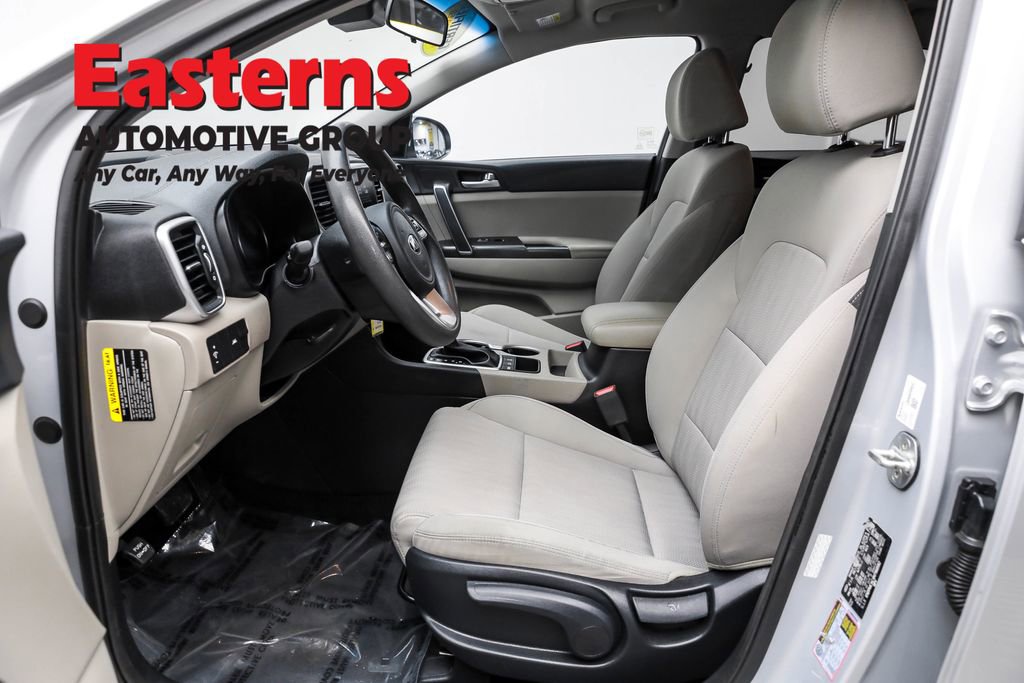 Used 2022 Kia Sportage LX image 14