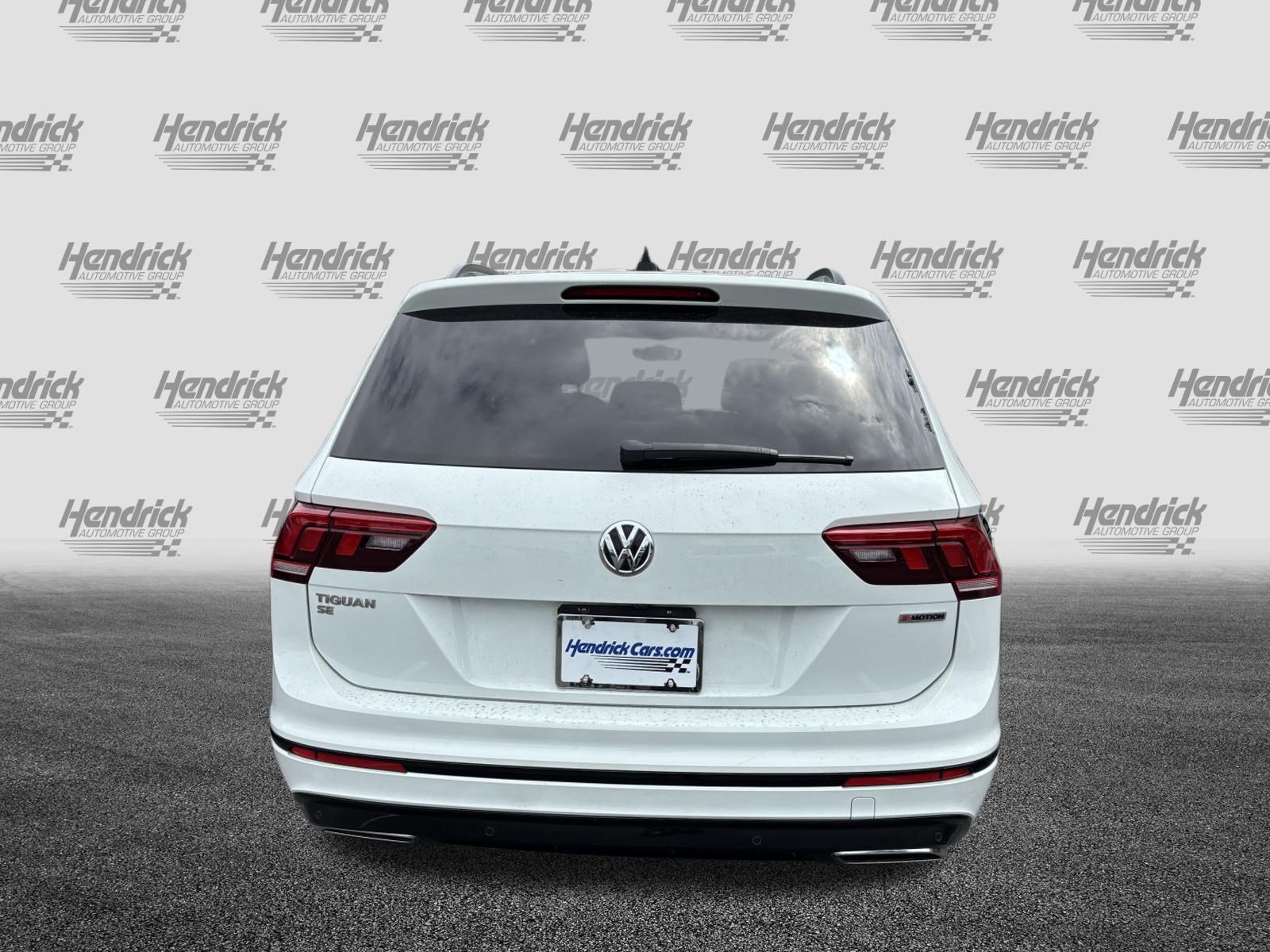 Used 2021 Volkswagen Tiguan SE R-Line AWD/4WD image 9