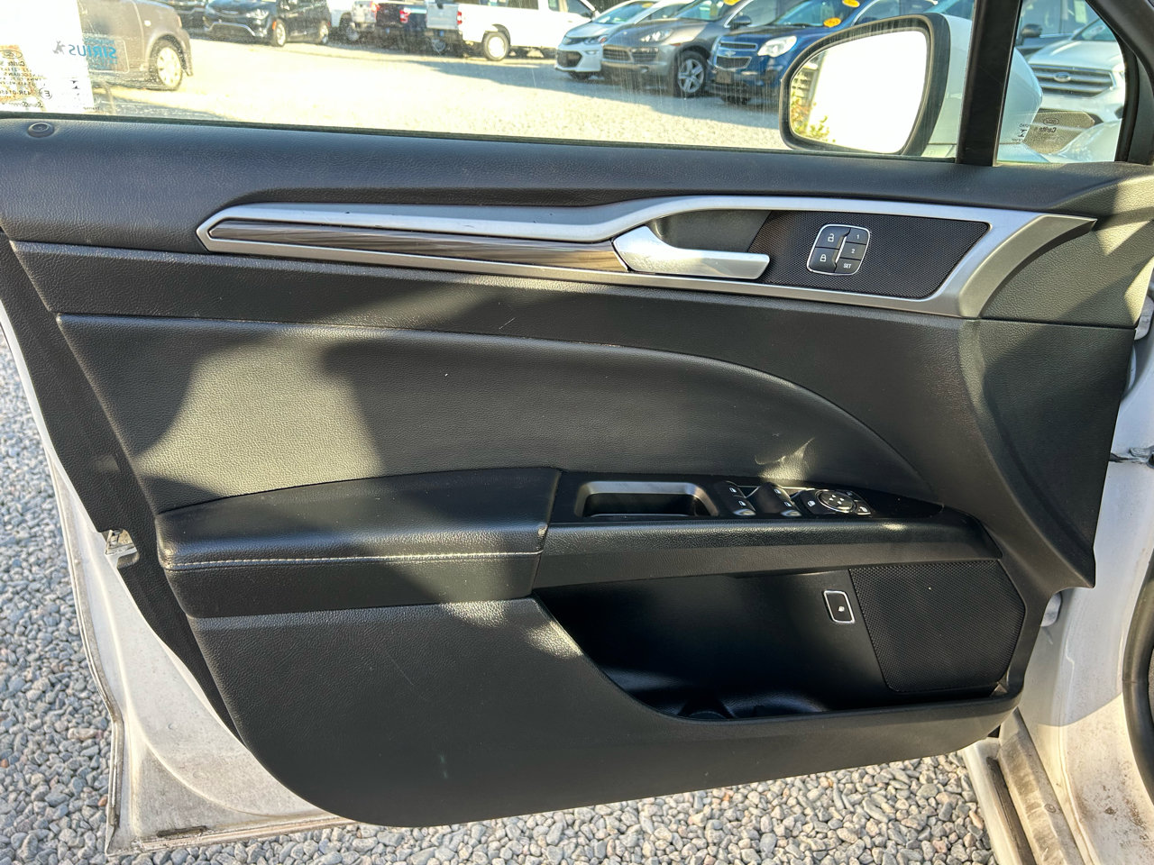Used 2018 Ford Fusion SE w/ Equipment Group 602A image 10