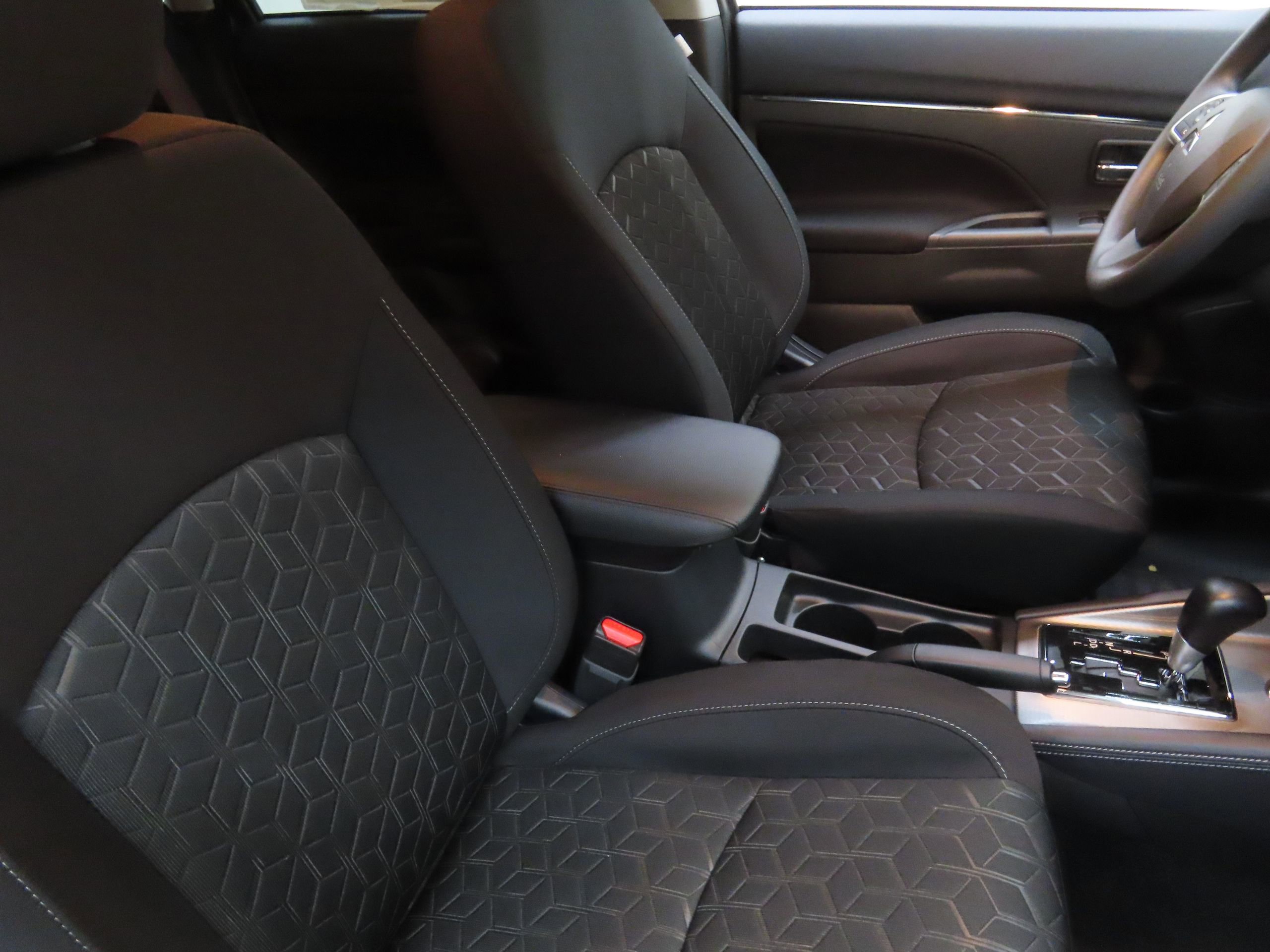 New 2025 Mitsubishi Outlander Sport ES image 24