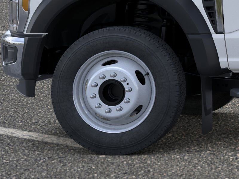 New 2025 Ford F450 XL w/ XL Chrome Package image 19