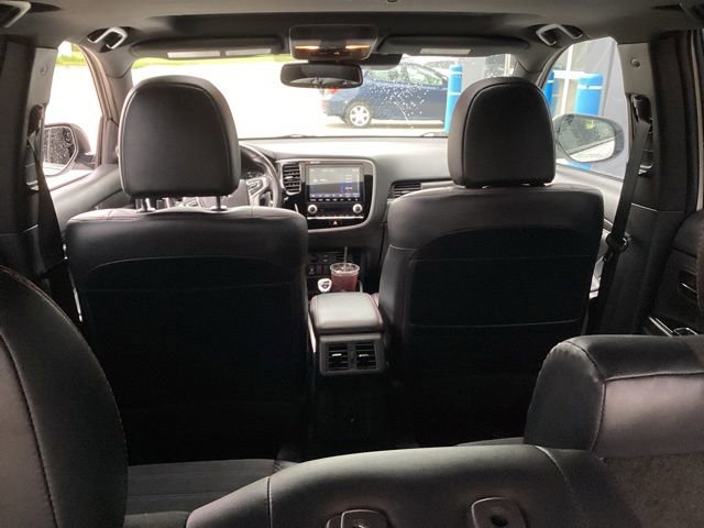 Used 2021 Mitsubishi Outlander LE AWD/4WD image 15