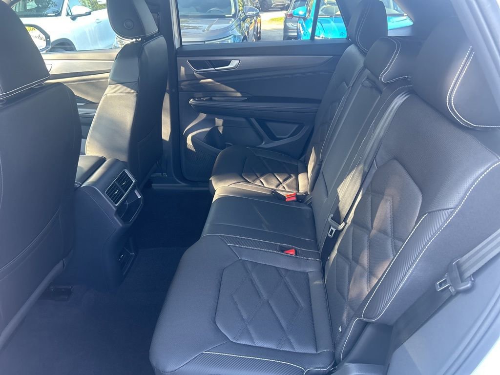 New 2026 Volkswagen Atlas Cross Sport SE image 24