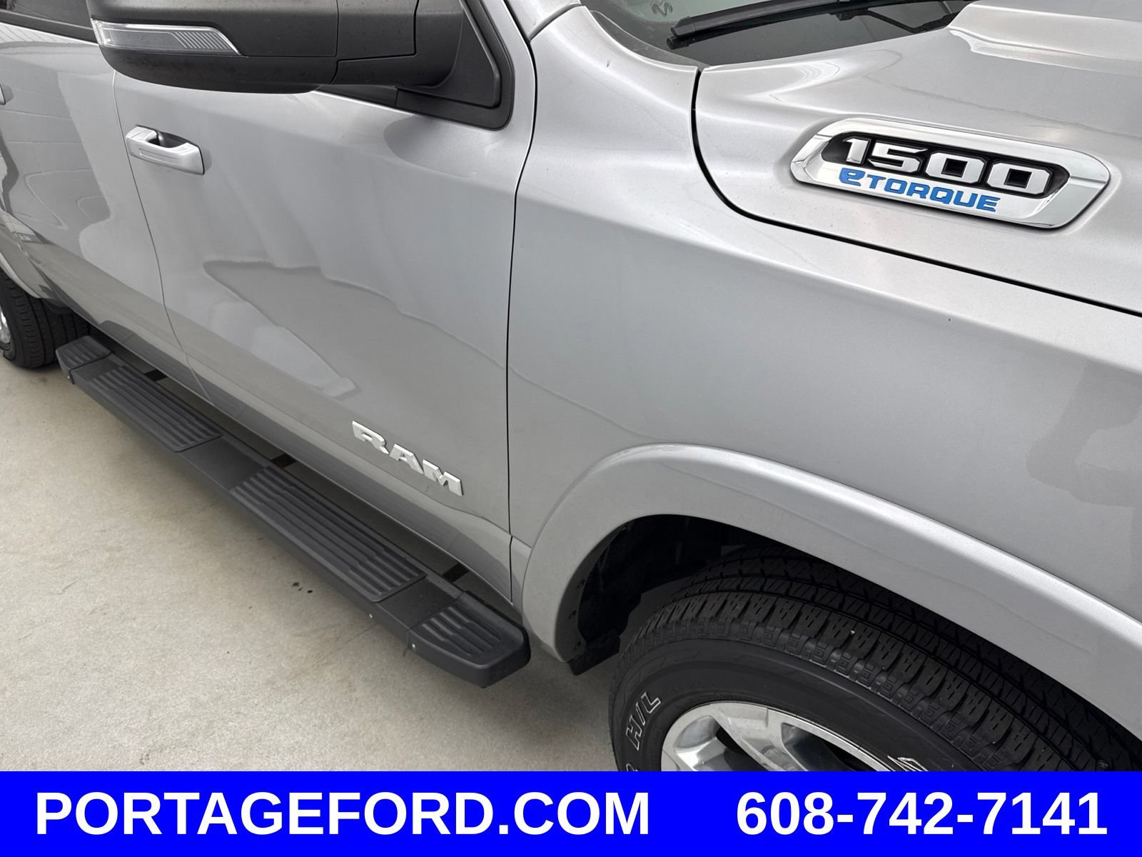 Used 2025 RAM 1500 Big Horn AWD/4WD image 2
