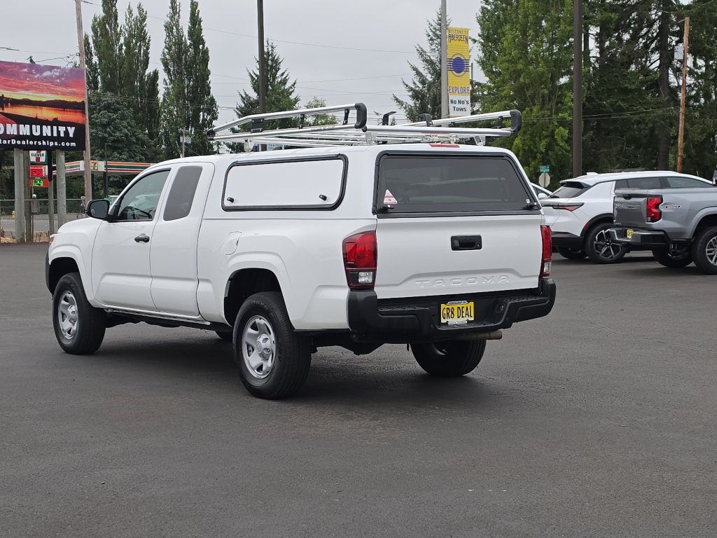 Used 2023 Toyota Tacoma SR RWD image 5