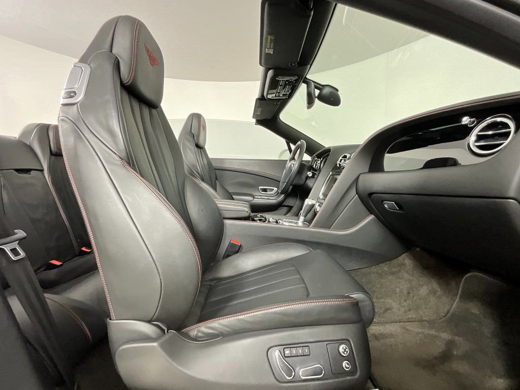 Used 2015 Bentley Continental GT V8 S image 22