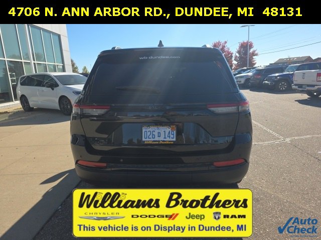 Certified 2024 Jeep Grand Cherokee Altitude image 6