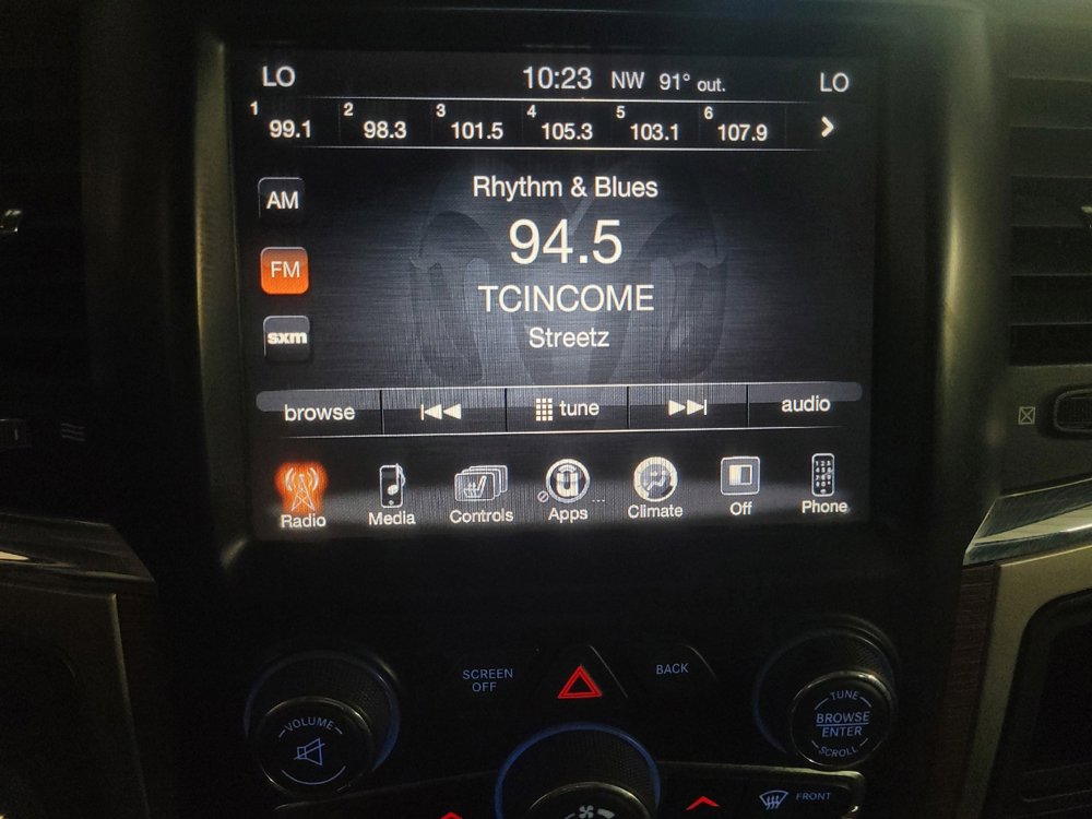 Used 2015 RAM 2500 Laramie w/ Protection Group AWD/4WD image 25