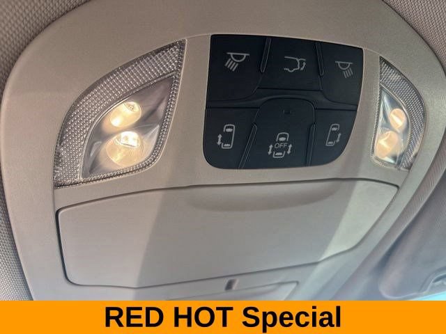 Used 2023 Chrysler Voyager LX FWD image 27