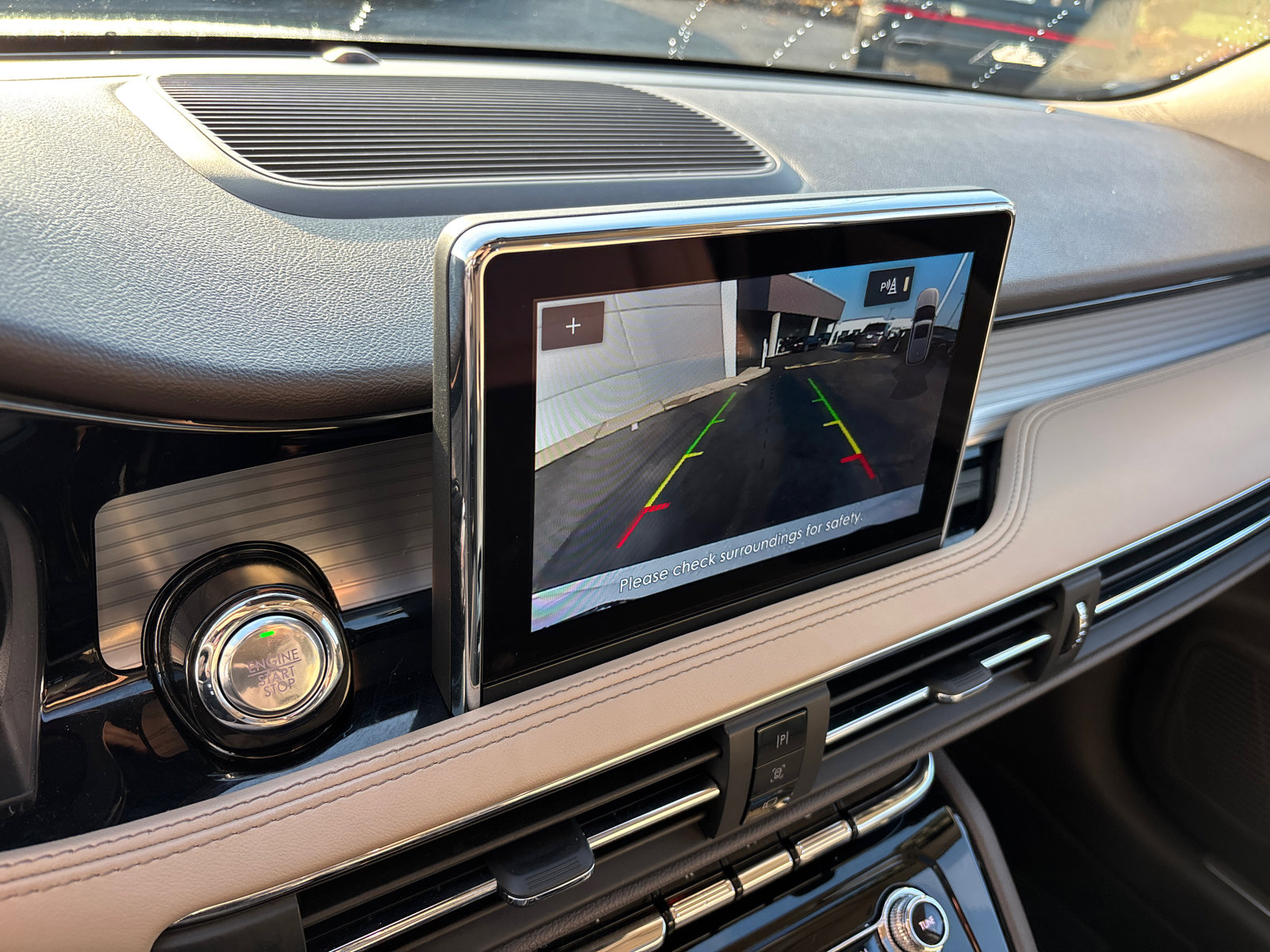 Certified 2022 Lincoln Corsair AWD w/ Premium Package image 20