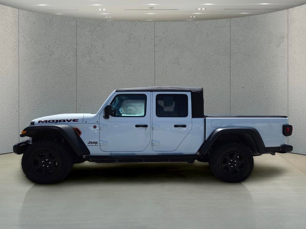 Used 2023 Jeep Gladiator Mojave AWD/4WD image 6