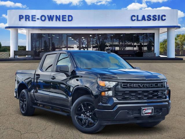 Used 2023 Chevrolet Silverado 1500 Custom AWD/4WD image 1
