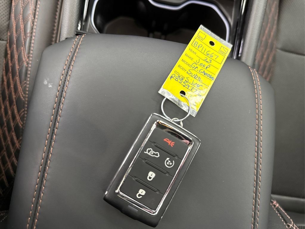 Used 2023 Jeep Grand Cherokee Summit image 44