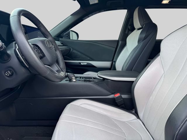 Certified 2024 Lexus TX 500h AWD w/ Technology Package image 20