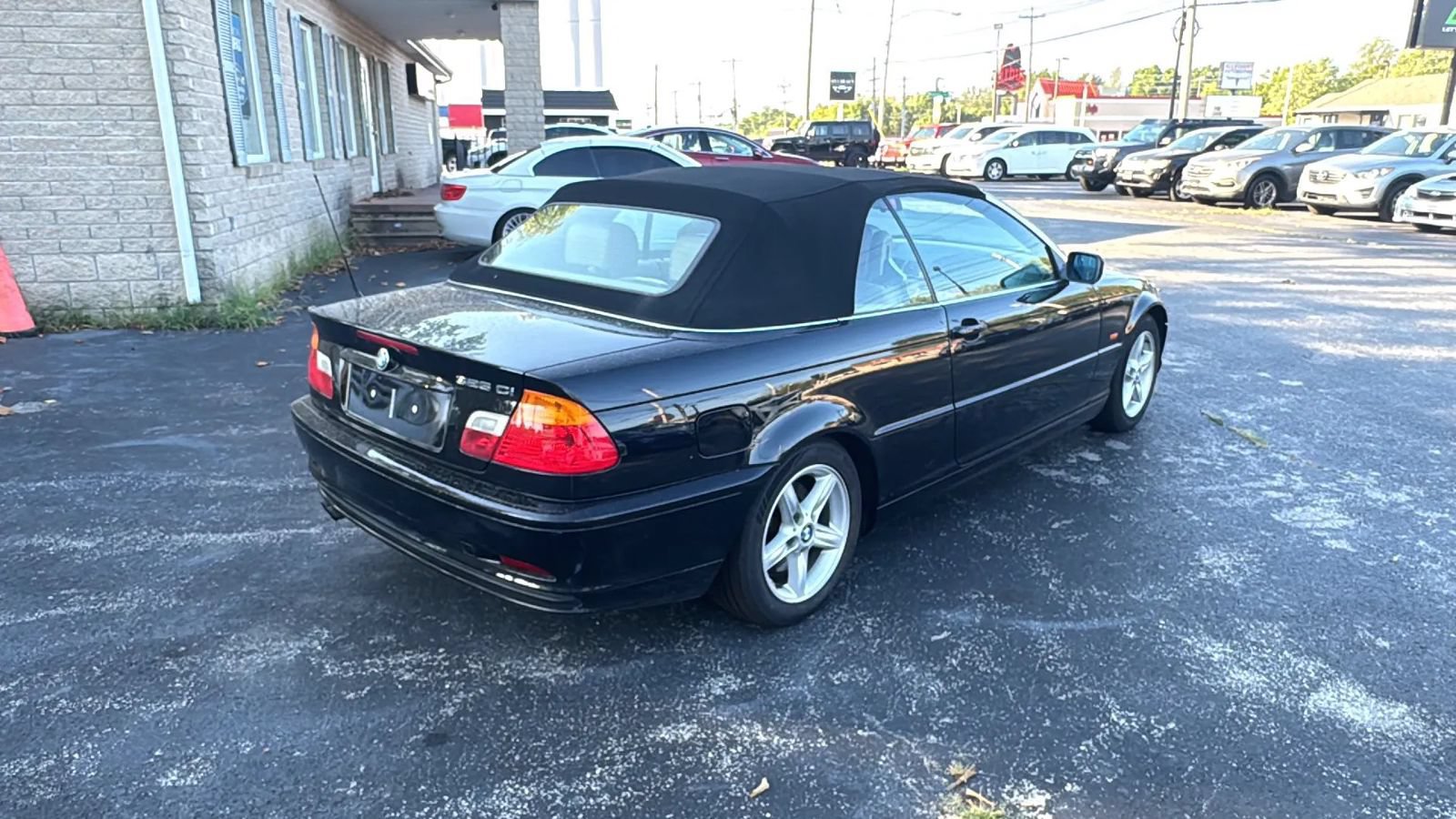 Used 2002 BMW 325Ci Convertible RWD image 7