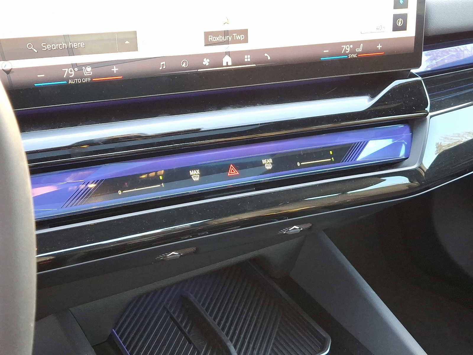 Used 2024 BMW i5 eDrive40i w/ Premium Package image 16