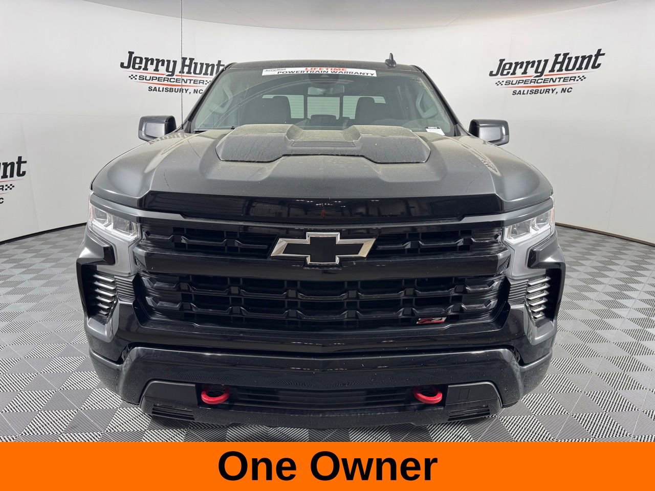 Used 2023 Chevrolet Silverado 1500 LT Trail Boss w/ Convenience Package II image 5