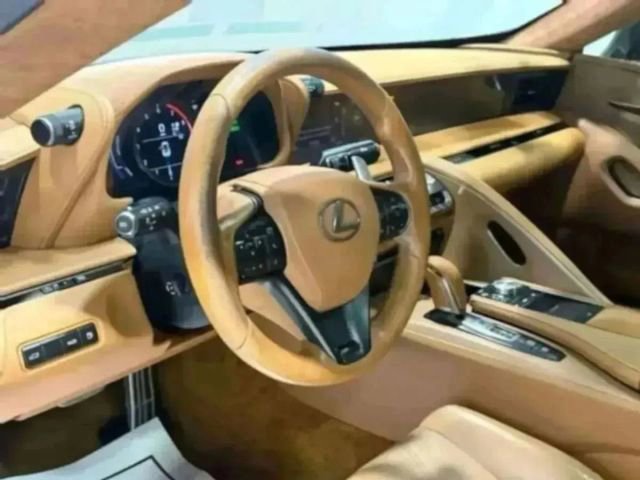 Used 2018 Lexus LC 500h w/ Touring Package image 46