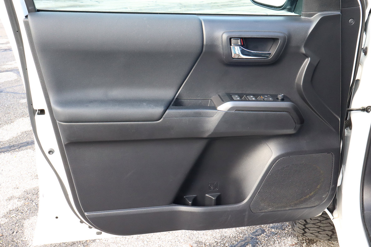 Used 2023 Toyota Tacoma TRD Off-Road image 16