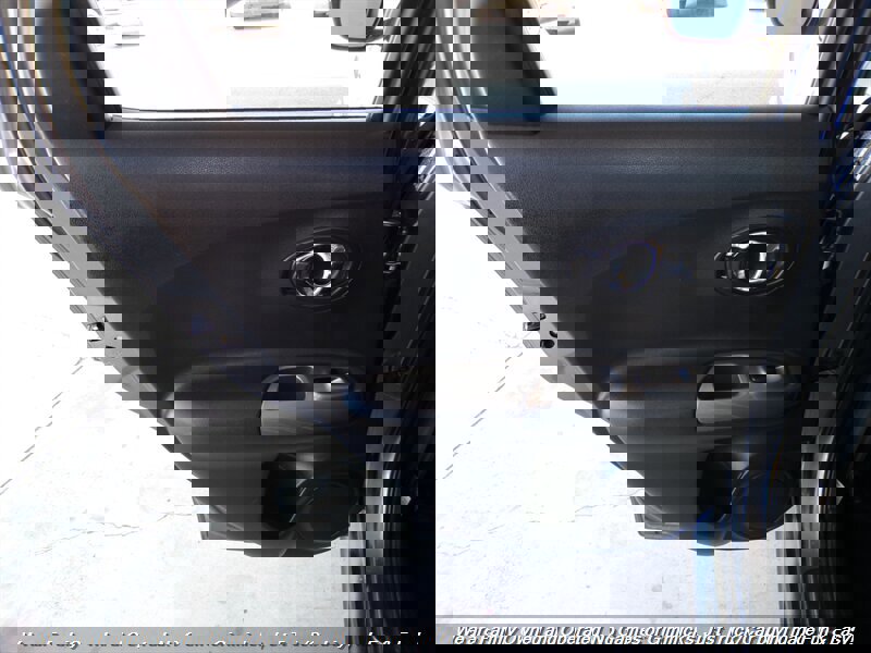 Used 2015 Nissan Juke S image 18