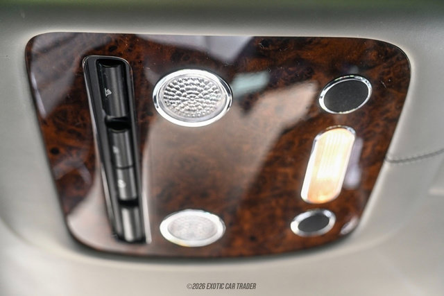 Used 2012 Bentley Flying Spur Flying Spur AWD/4WD image 32